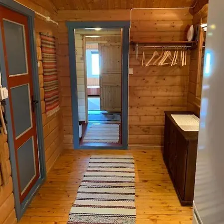 Feriehus Smasletta Lodge, Kvaloya *