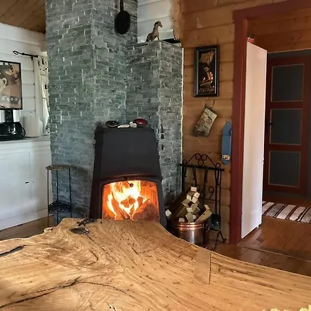 Smasletta Lodge, Kvaloya *