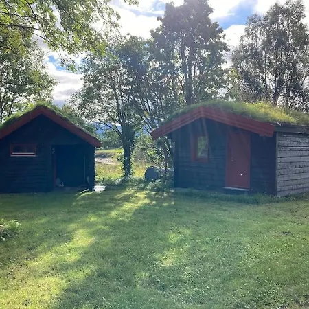 Holiday home Smasletta Lodge, Kvaloya Tromso